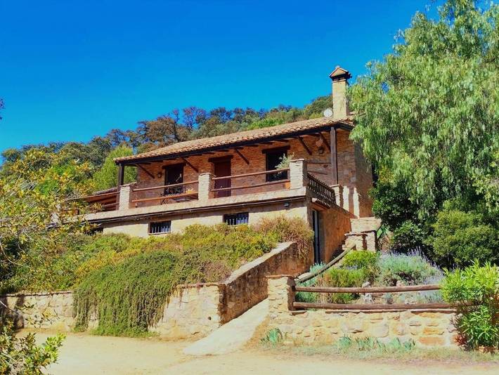 Casa rural para 9 personas, con vistas además de jardín y piscina, Se admiten mascotas en Ronda - 3