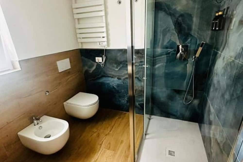 Appartamento intero, Luxury Apartment Collection Sea Suite - Private Jacuzzi in Passoscuro, Provincia di Roma