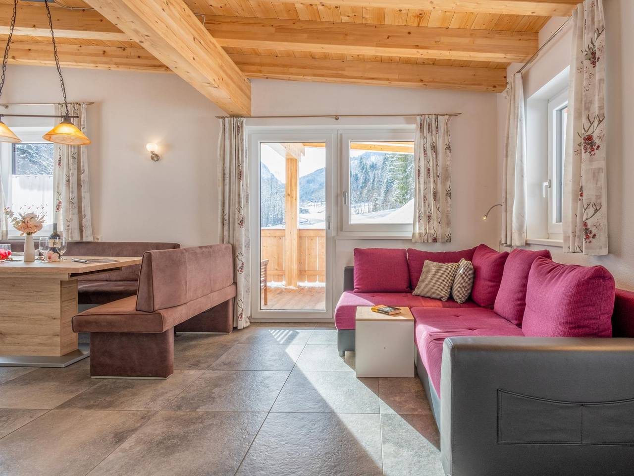 Ganze Wohnung, Schöne Gruppenunterkunft in Skiliftnähe in Kirchberg in Tirol, Kitzbüheler Alpen