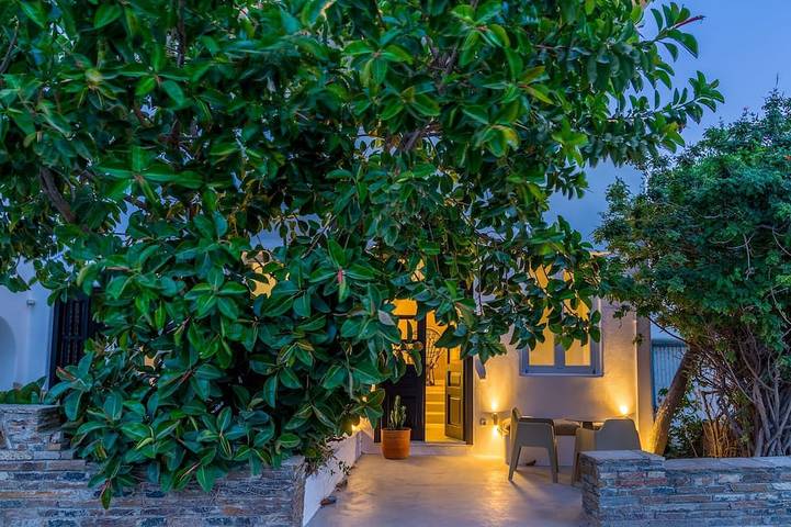 Maison d’hôte pour 3 personnes, avec Jacuzzi dans Naxos - 4