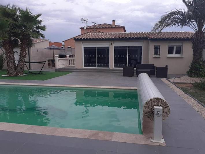 Location de vacances pour 4 personnes, avec piscine ainsi que terrasse et jardin à Montady - 4