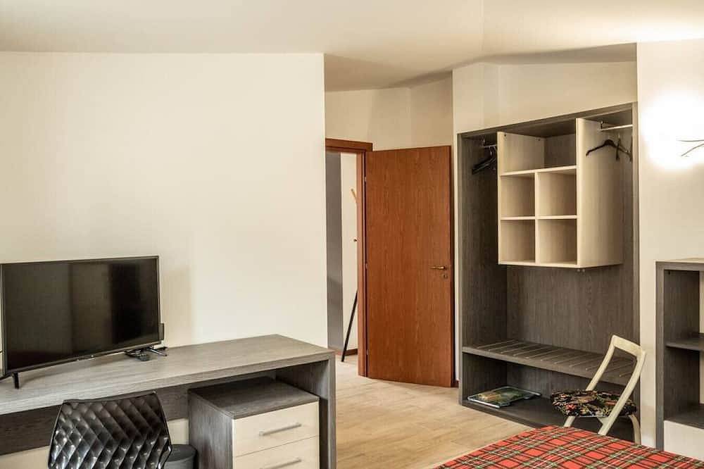 Appartamento intero, Appartamento Edolo - Bilocale in Edolo (Borgo), Edolo