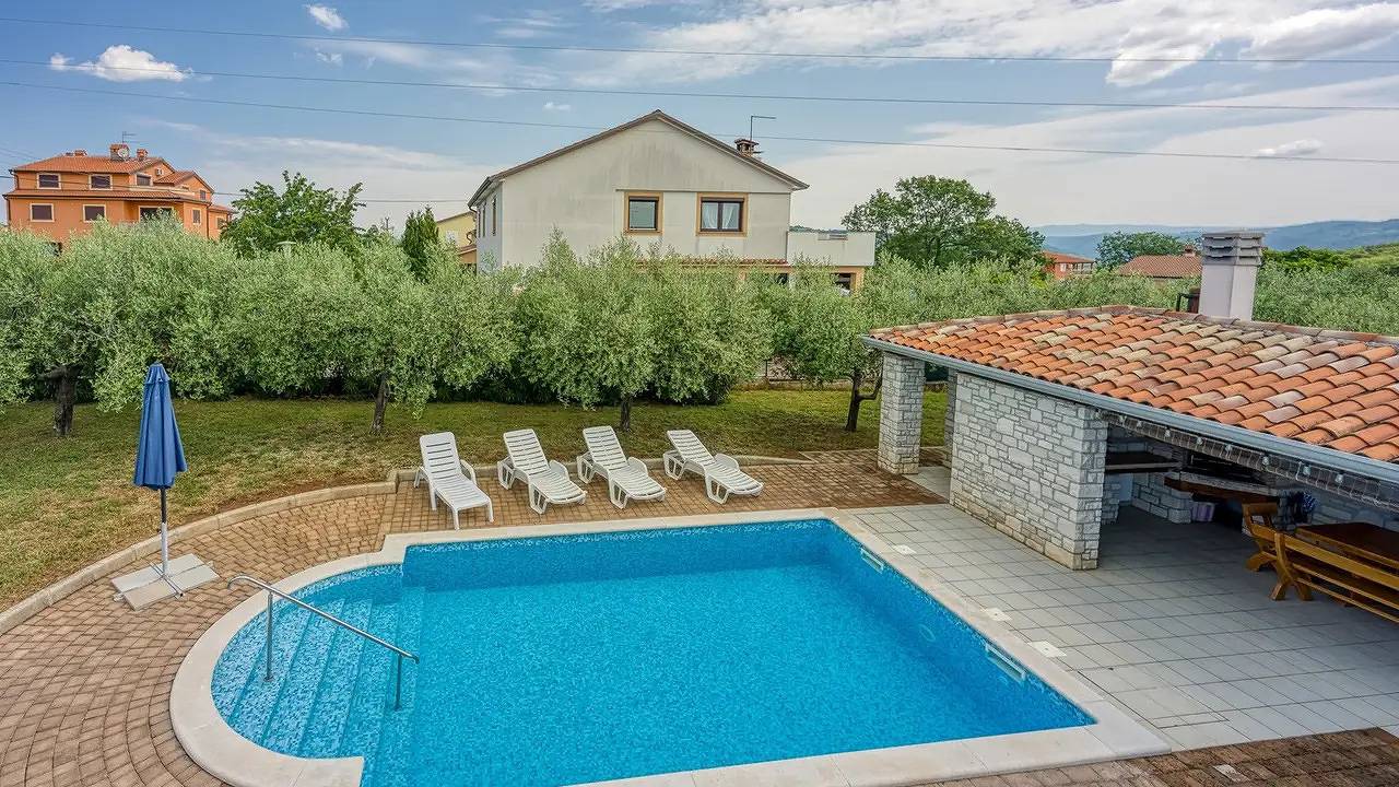 Villa für 8 Personen (121 m²) in Kaštel in Kaštel (Plovanija), Buje