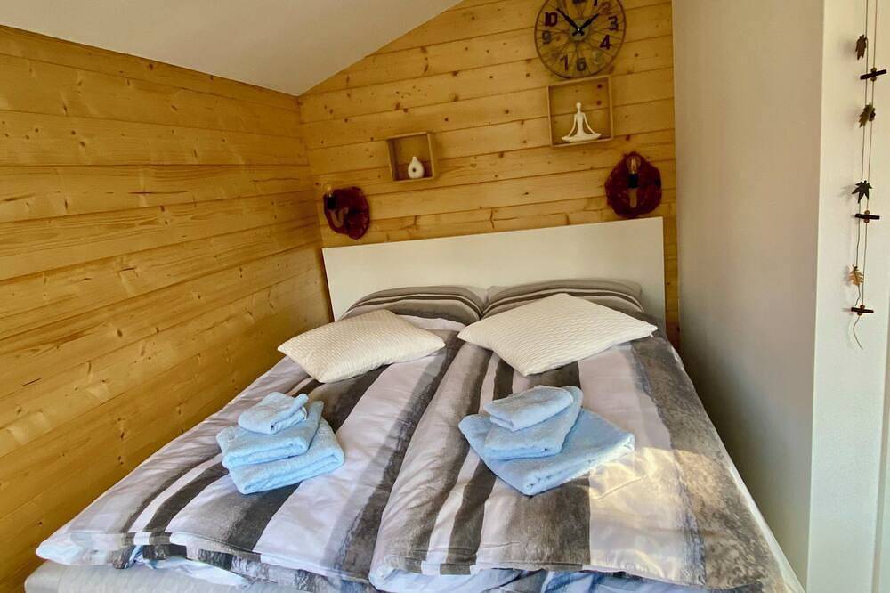 Small cozy forest cottage🏡 in Leipzig right on the edge of the forest to enjoy😊 in Südwest, Leipzig