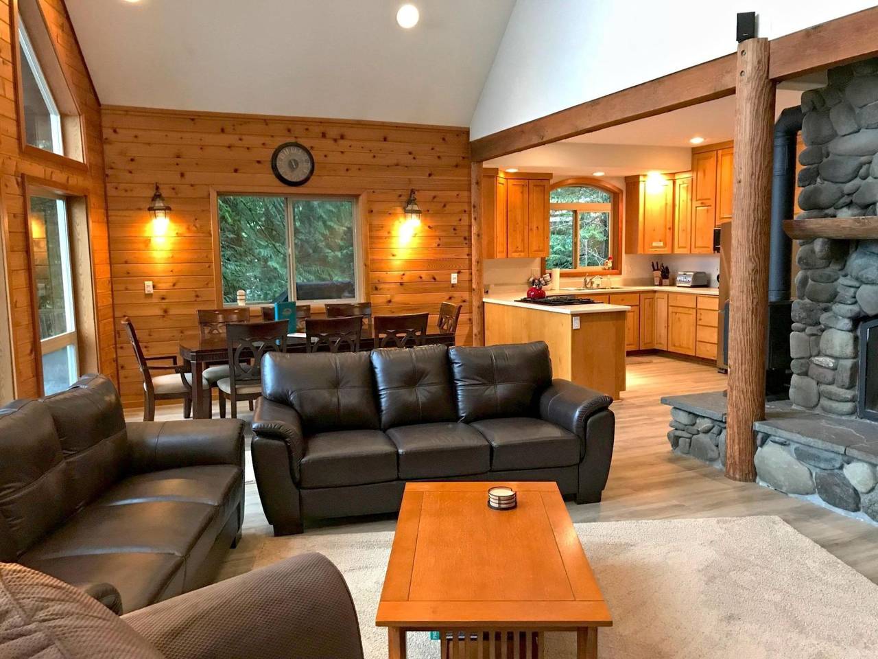 Wunderschöne Hütte am See in Bosque Nacional de Mount Baker-Snoqualmie