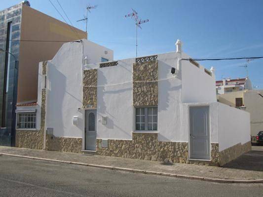 Casa rural para 5 personas, con jardín y terraza en Monte Gordo