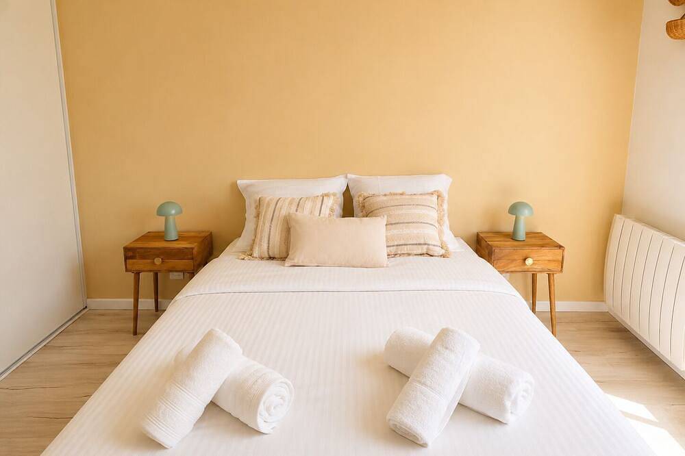 Appartement entier, L'Horizon | Appt luxe 103m² clim 9 pers 3 ch - Paris/Disney in Bry-sur-Marne, Val-de-Marne