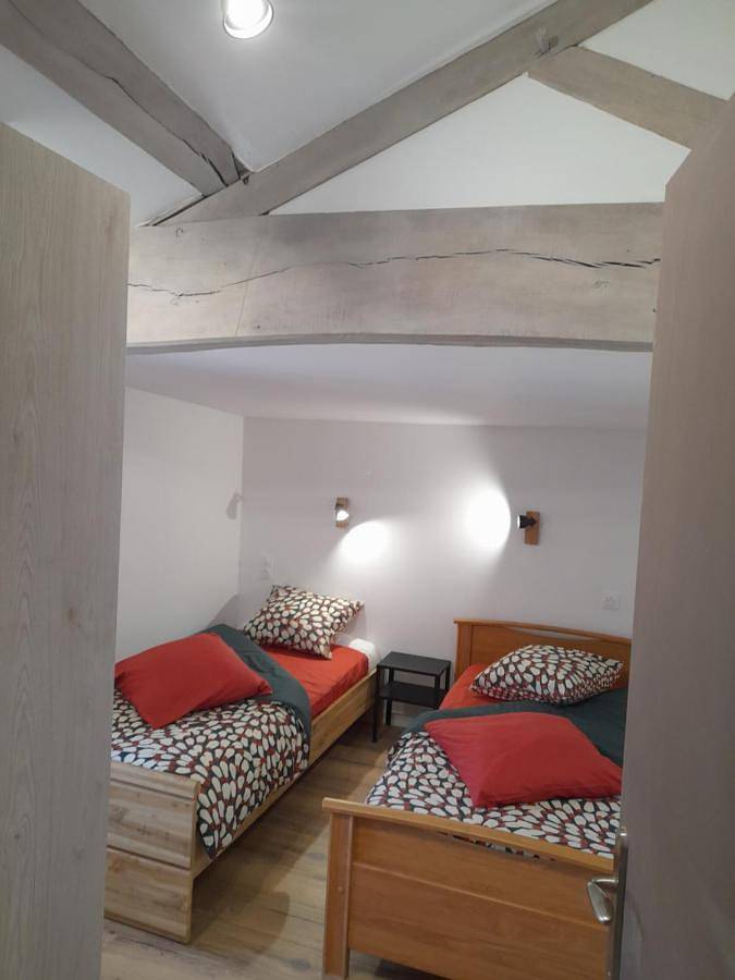 Location de vacances pour 12 personnes, avec terrasse à La Meilleraie-Tillay - 2