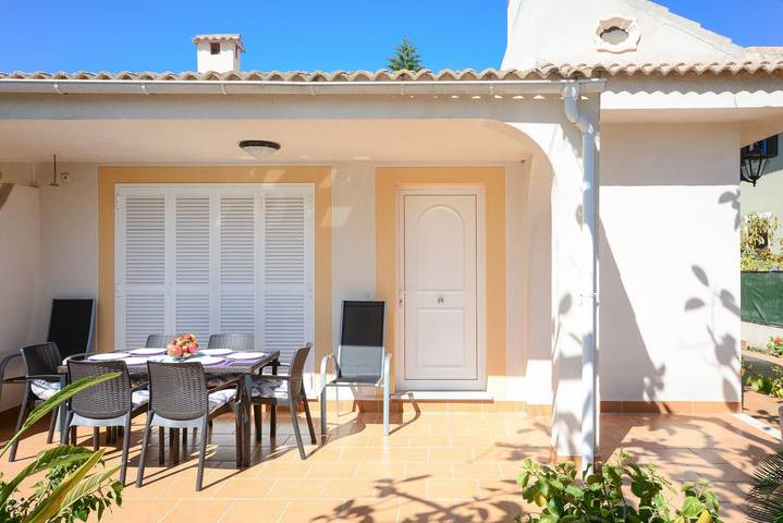 Finca for 6 people, with terrace in Alcúdia