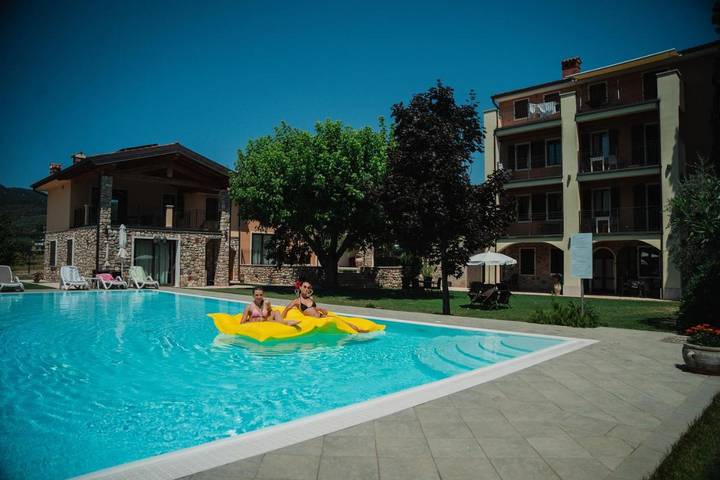 Vakantieappartement voor 4 personen, with tuin and zwembad as well as uitzicht - 1