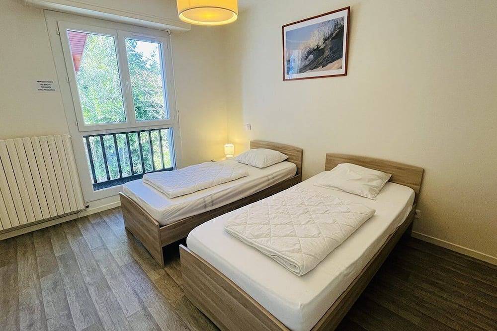 Entire apartment, Apartment 'la pierre bleue' in Lake Hossegor, Hossegor