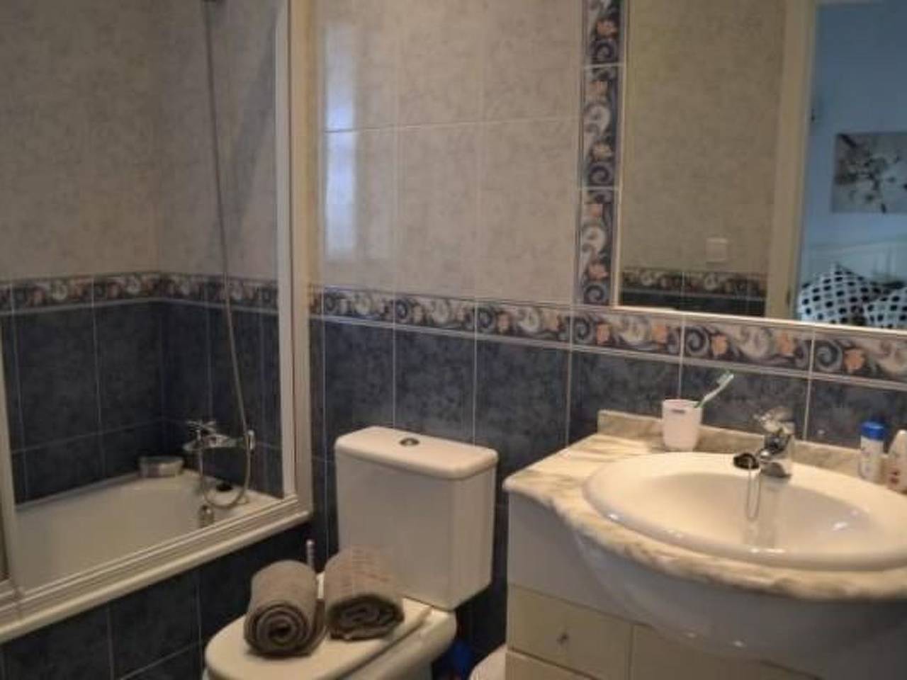 Villa mit Blick auf das Wasser in Mondrón, Periana