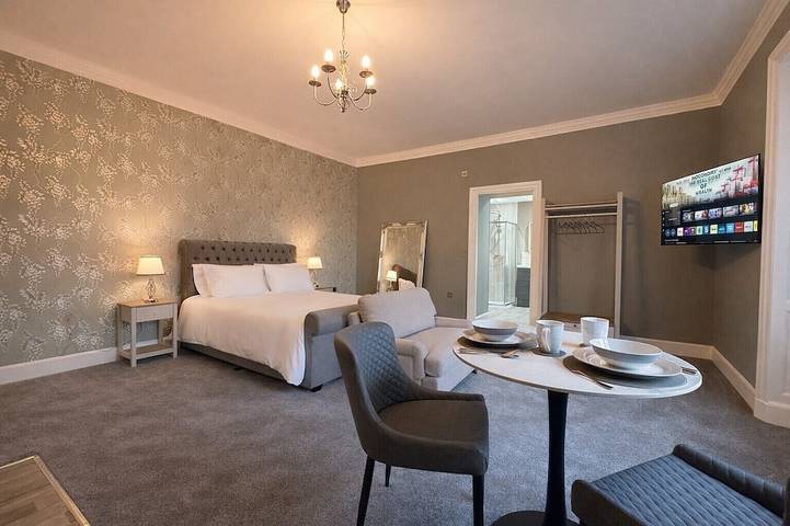 Annex-Economica-Matrimoniale-Bagno in comune in Inverness, Highlands