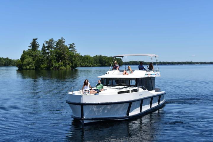 Bateau pour 9 personnes, avec Balcon/Terrasse et Terrasse