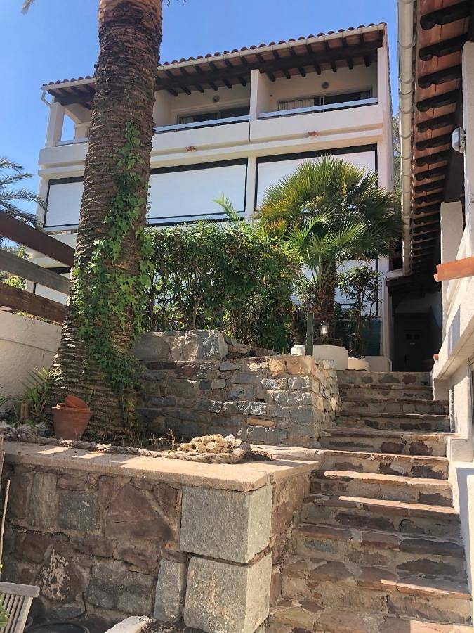 Hôtel pour 3 personnes, avec piscine ainsi que terrasse et jardin dans Plage Camp Long - 2