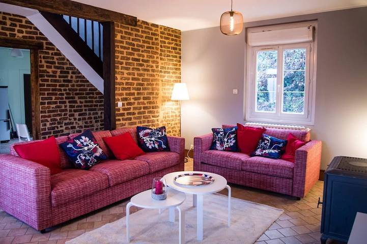 Location de vacances pour 12 personnes, avec jacuzzi à Louestault