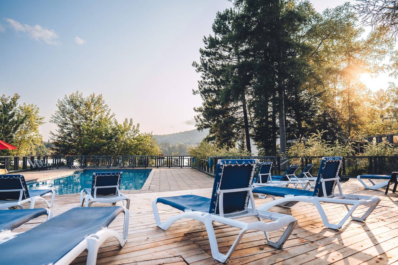Apartamento entero, Lakefront Studio with Resort  Mountain View in Lac-Supérieur, Quebec