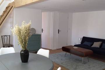 Ferme pour 4 Personnes dans La Pointe-Rouge, Marseille, Photo 2