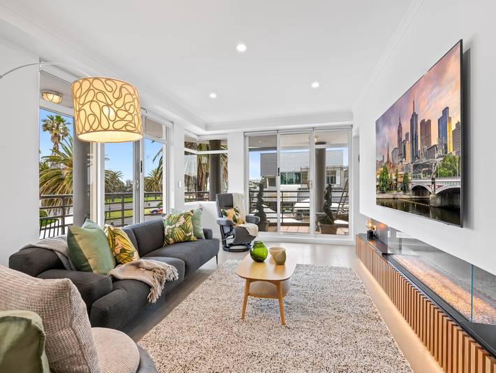 Ganze Wohnung, Malerische 3-Zimmer-Wohnung am Strand mit Blick aufs Wasser in Port Melbourne, Melbourne