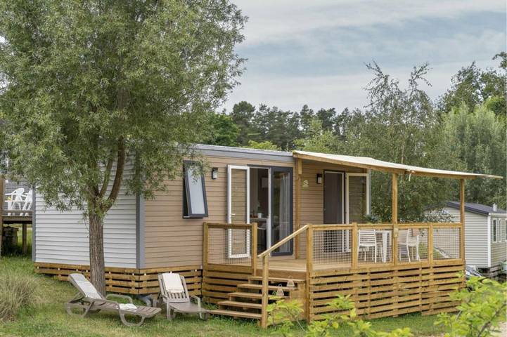 Camping pour 4 personnes, avec piscine et jardin, animaux acceptés