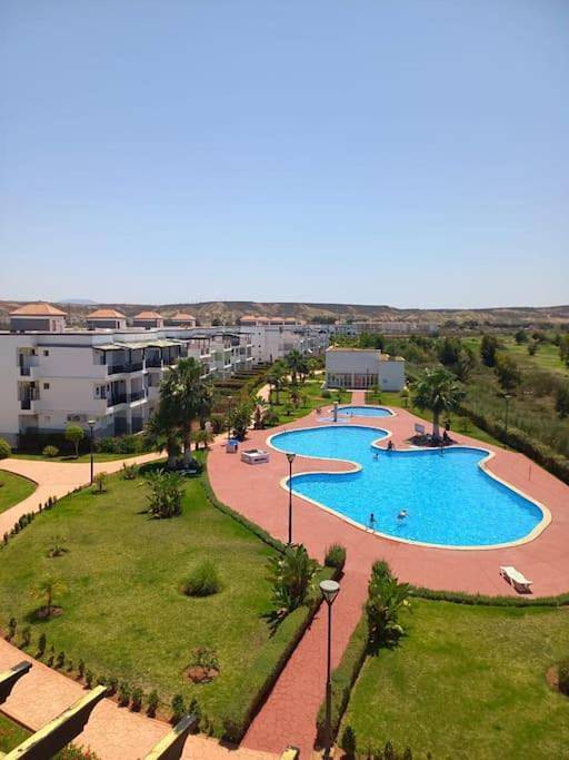 Ferienwohnung für 6 Personen, mit Terrasse und Pool - 1