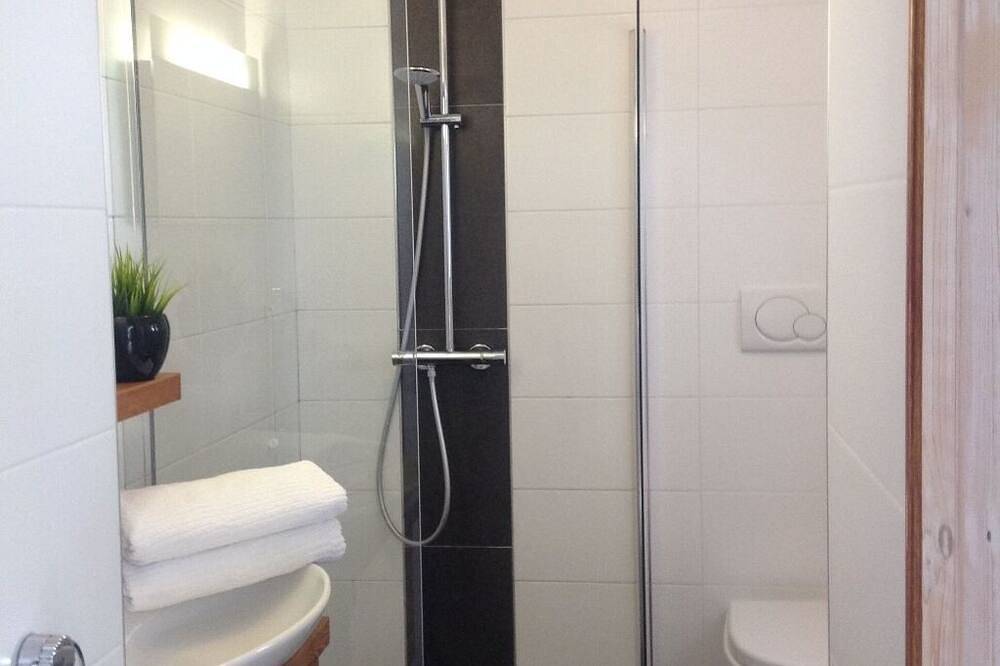 Entire apartment, The perfect place for a mountain and beach vacation! in Montebello di Bertona, Gran Sasso