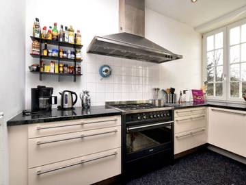Gîte pour 9 personnes, avec terrasse à Beauraing