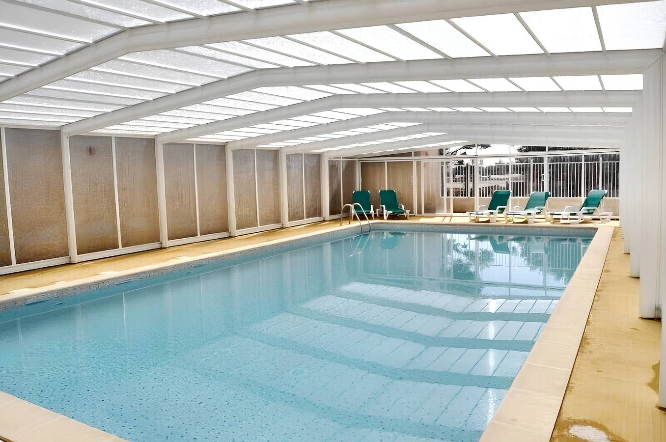 Maison accueillante à Calvisson avec piscine et terrasse in Calvisson, Région de Nîmes