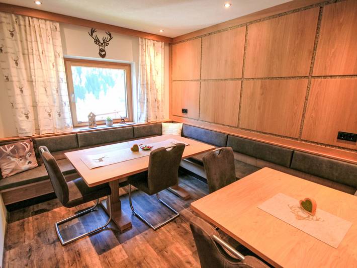 Ferienwohnung für 9 Personen in See - 2