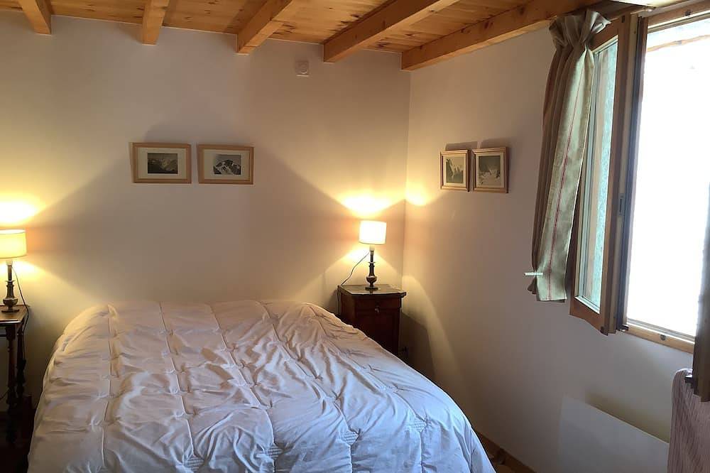 New family home - Sleeps 12 - 104m2 - Ideal for two families in Les Hieres, La Grave