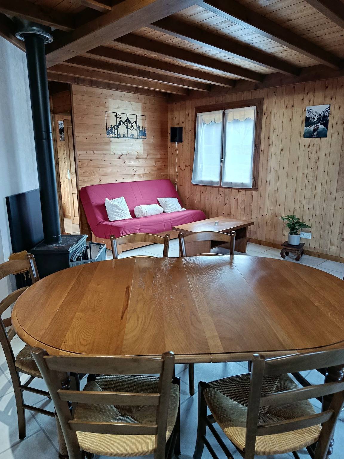 Rivage Home: Chalet de madera acogedor - A 10 min del puerto - Digital Detox y naturaleza in Pont-de-Poitte, Jura