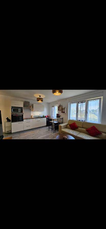 Appartement de vacances pour 3 personnes, avec terrasse et jardin, animaux acceptés à Bourges