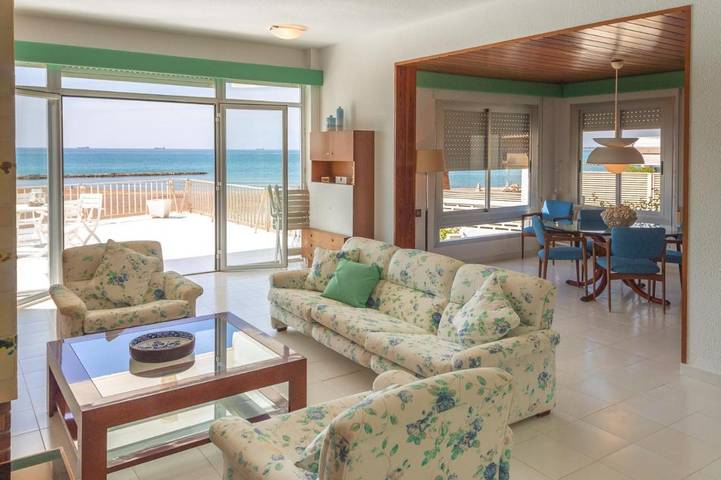 Casa rural para 8 personas, con vistas y jardín además de terraza y piscina en Benicasim - 2