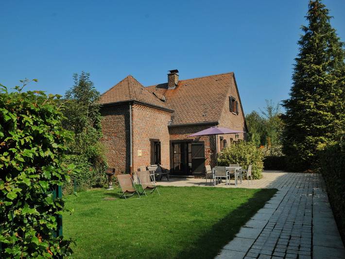 Ferienhaus für 8 Personen, mit Terrasse und Garten
