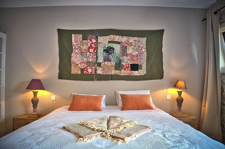 Location de vacances pour 24 personnes, avec jardin et terrasse, animaux acceptés à La Bastide-d'Engras - 3