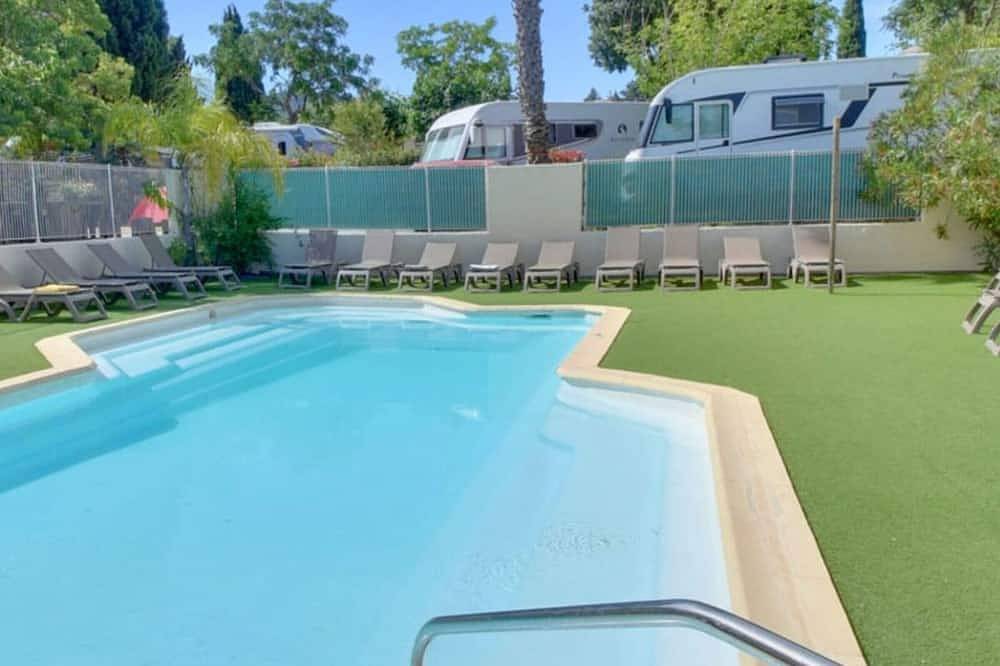 Mobil home avec terrasse pour 4 personnes, 2 chambres in Le Pradet, Côte méditerranéenne (France)