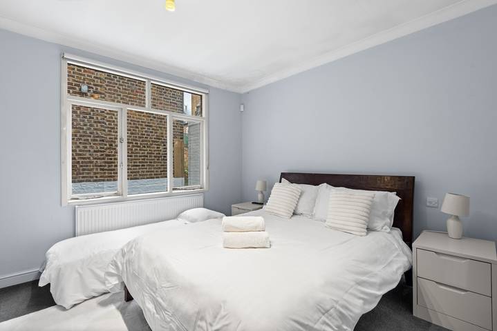 Holiday letting for 4 people, with pets in Kensington and Chelsea