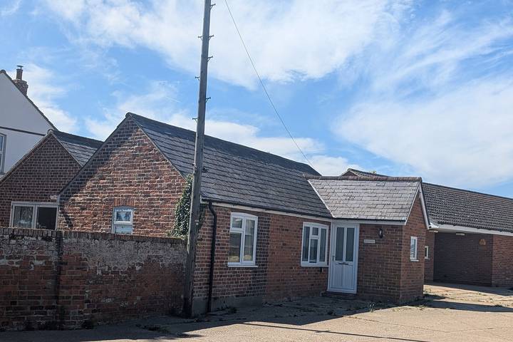 Apartment for 6 people, with terrace and garden in Essex