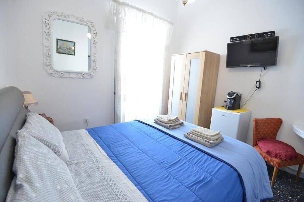 B&B Casavacanze Chiesa Madre - Double Room in San Vito dei Normanni, Salento