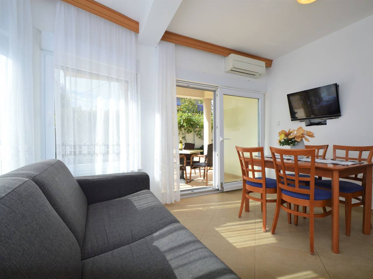 Ganze Wohnung, Sablić in Pirovac, Šibenik-Knin