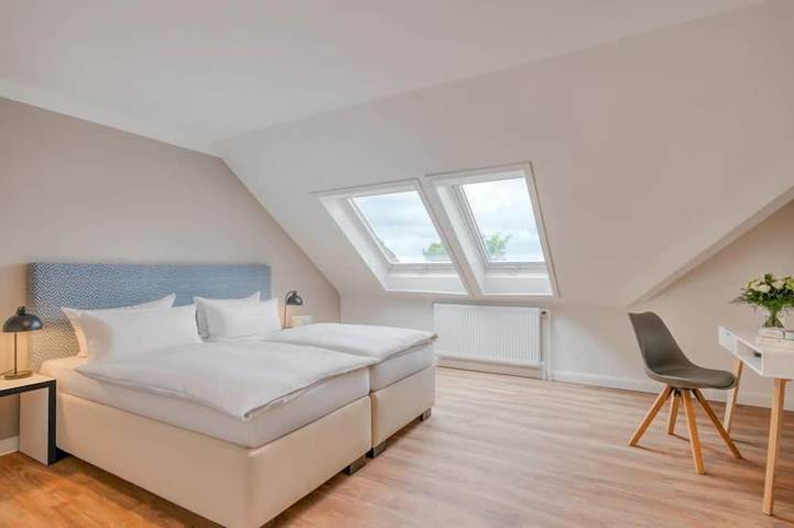 Ganze Wohnung, Superior Ferienwohnung direkter Seeblick in Malente, Ostholstein