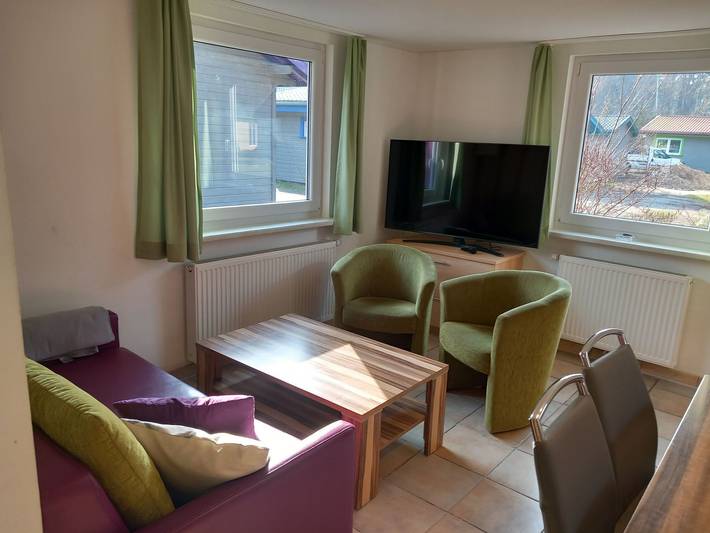 Ferienhaus für 8 Personen, mit Terrasse und Garten, kinderfreundlich in Trassenheide - 4