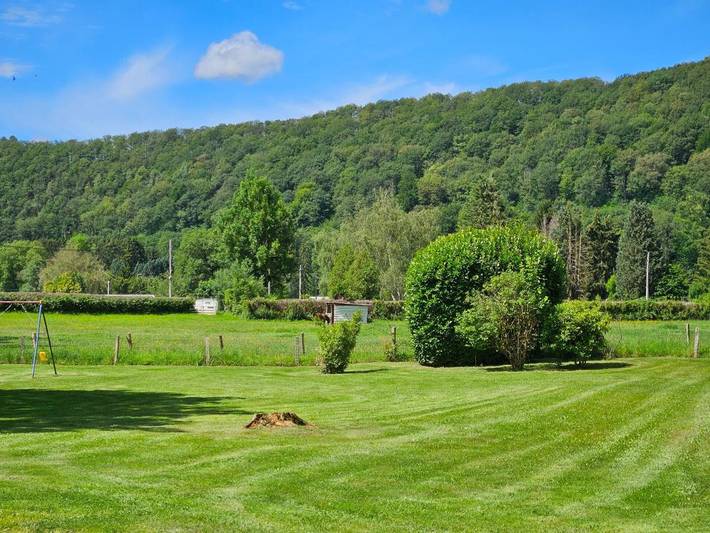 Location de vacances pour 6 personnes, avec jardin ainsi que vue et terrasse dans Sougné-Remouchamps - 2