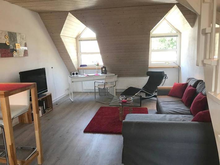 Ferienwohnung für 3 Personen, mit Ausblick und Garten, kinderfreundlich in Lüneburg