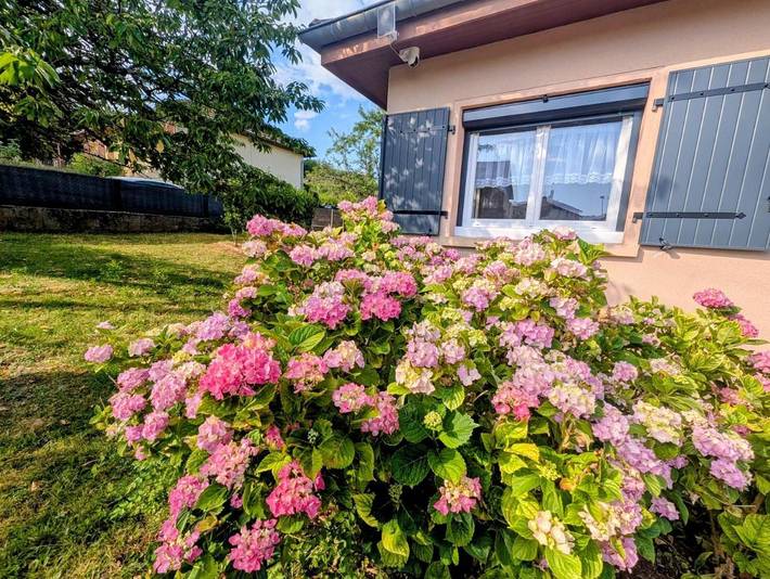 Location de vacances pour 3 personnes, avec jardin et vue dans Dannemarie-sur-Crète