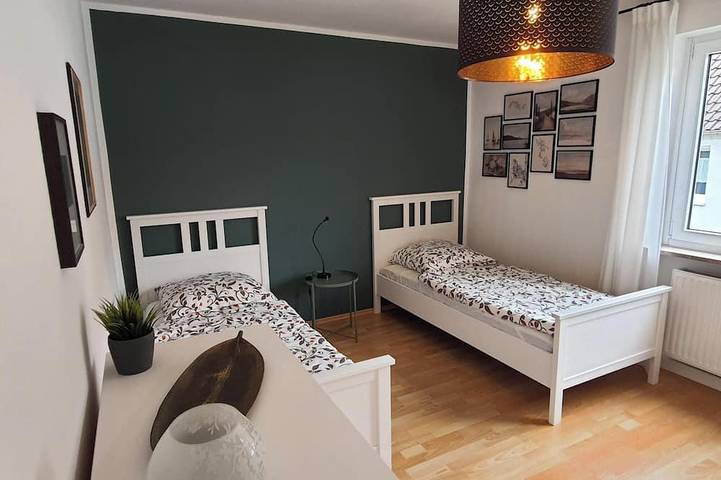 Ganze Wohnung, Helle Ferienwohnung (54 qm) im Obergeschoss in Schweinfurt, Fränkisches Weinland