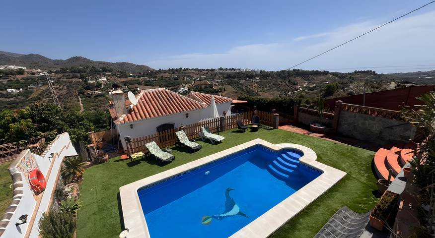 Ferienhaus 'Villa Paloma Frigiliana' mit Meerblick, Wlan und Klimaanlage in Frigiliana, Cordillera Penibética