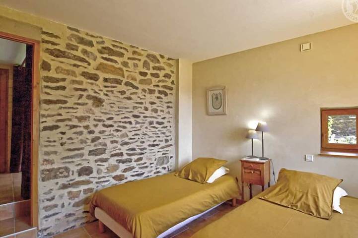 Cozy cottage with stunning views near Saint-Étienne in Saint-Étienne, Pilat Regional Nature Park