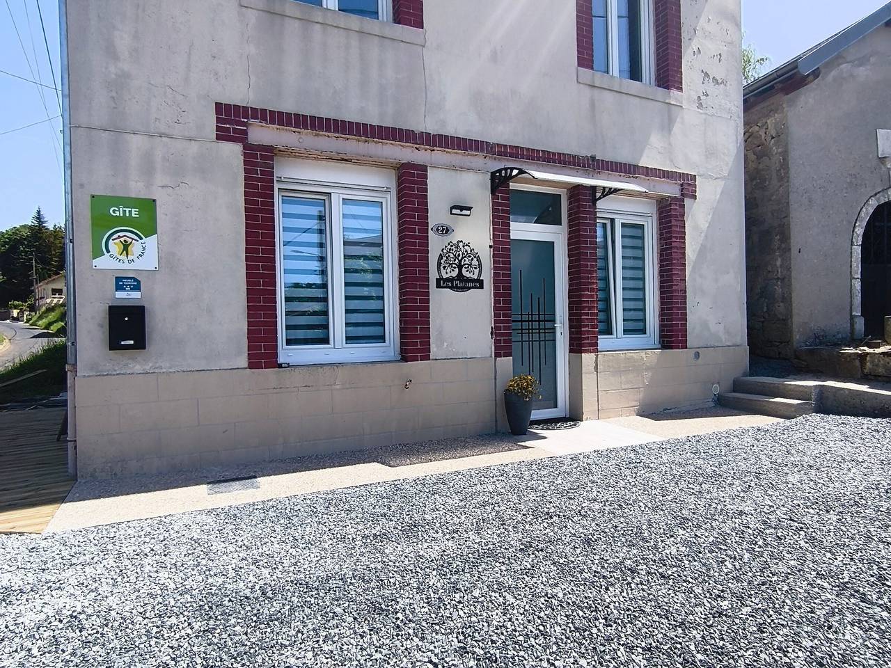 Appartement entier, Gîte moderne et cosy, activités variées in Liny-devant-Dun, Verdun