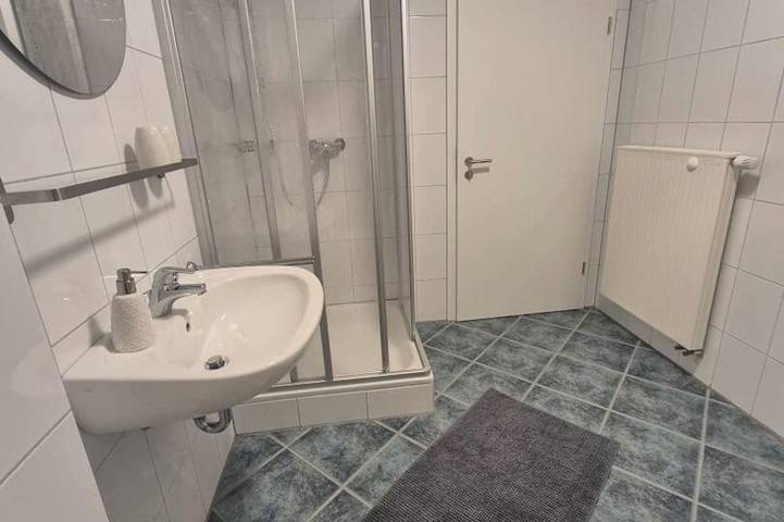 Ferienwohnung für 2 Personen, mit Terrasse und Garten in Reichshof - 4